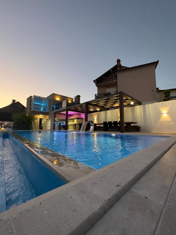 Holiday Home Korda Čapljina エクステリア 写真